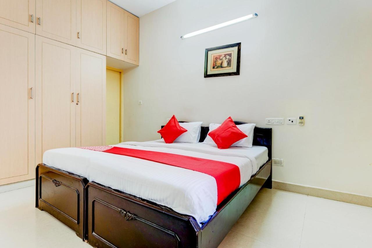 Hotel O J2 Service Apartment Csennai Kültér fotó