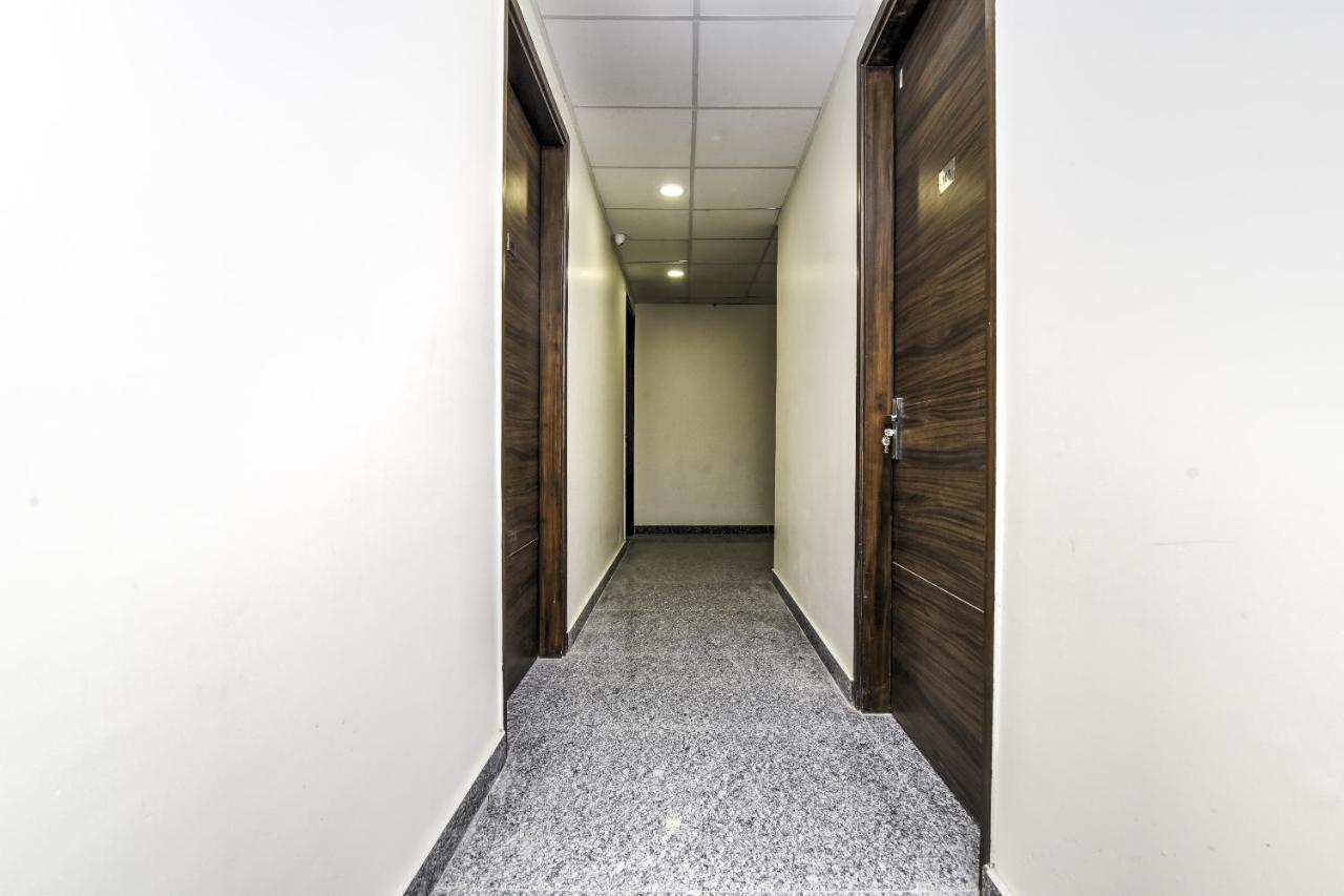 Hotel O J2 Service Apartment Csennai Kültér fotó