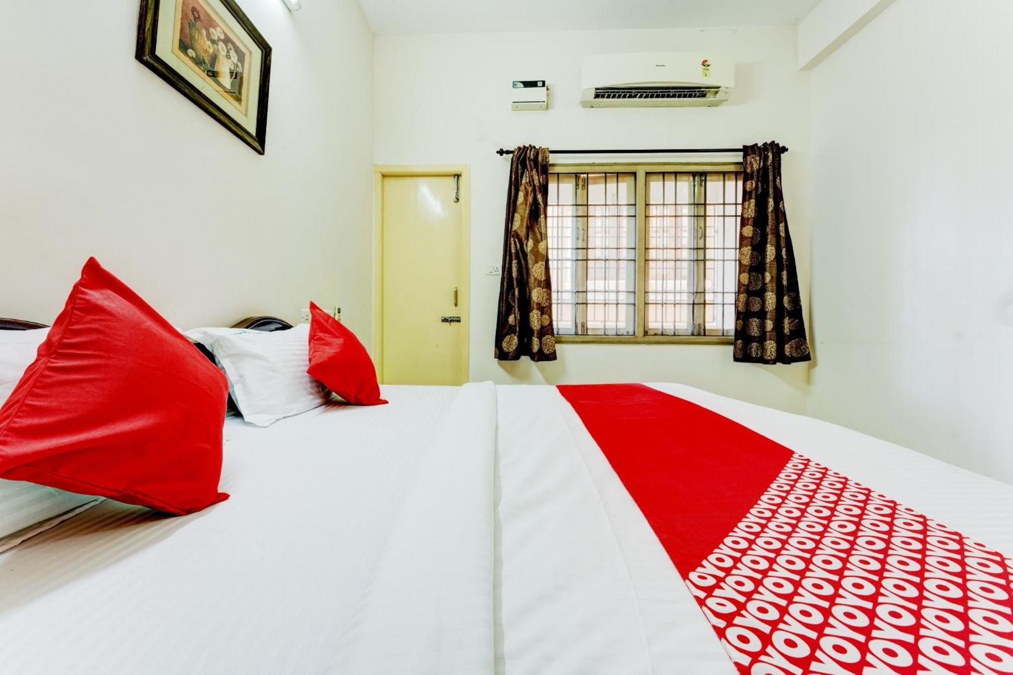 Hotel O J2 Service Apartment Csennai Kültér fotó